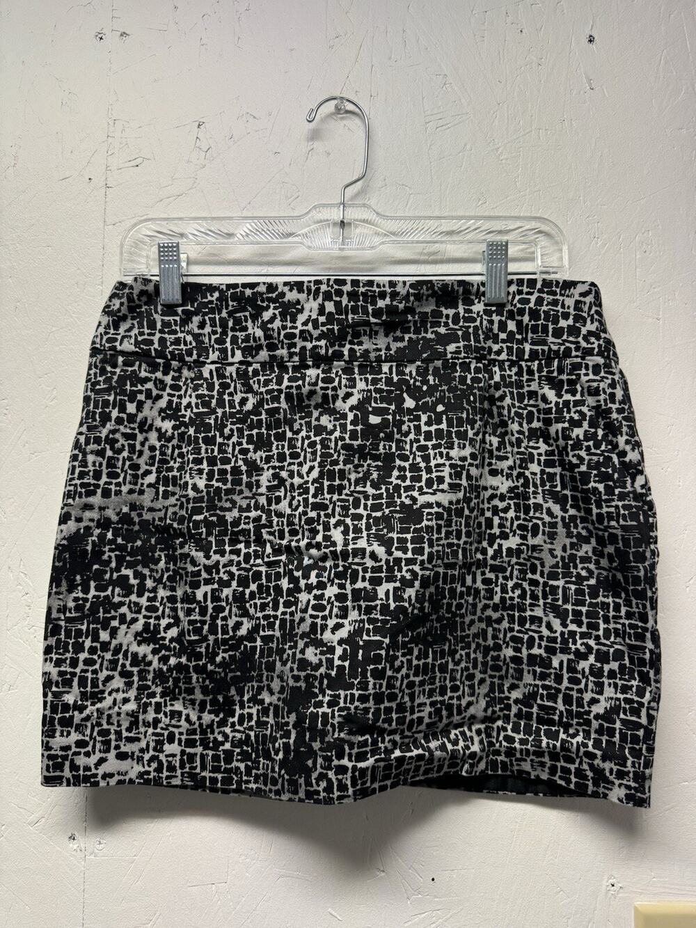 Women’s Forever 21 XXI Skirt Shimmer Gray Black Abstract Print Large *read*